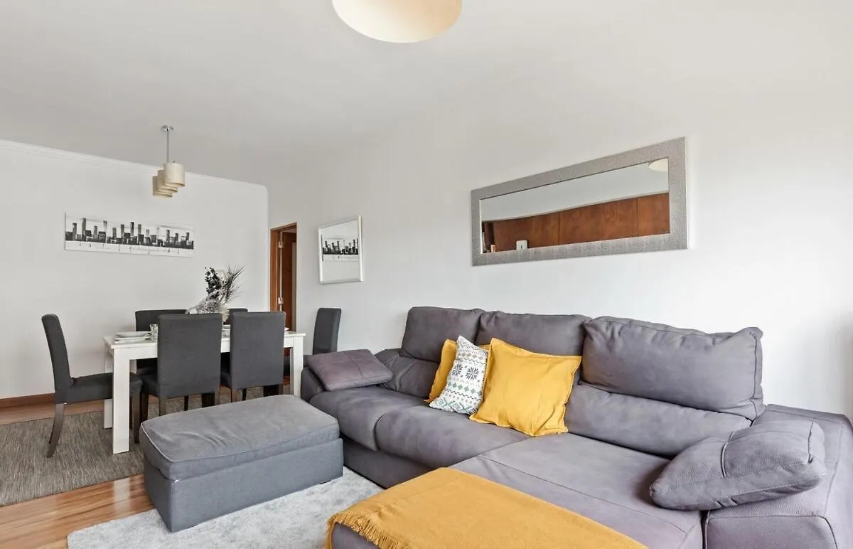 Spacious 3 Bedroom Apartment In Lisboa 葡萄牙
